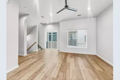 719 Wilshire Brook Lane, Houston, TX 77008 - Photo 7