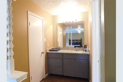 8215 Quail Hills Drive, Houston, TX 77489 - Photo 11