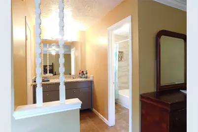 8215 Quail Hills Drive, Houston, TX 77489 - Photo 9