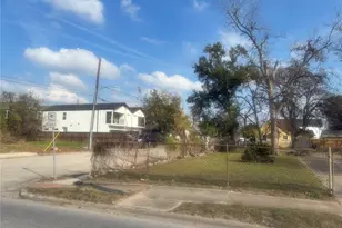 1212 Lockwood Dr, Houston, TX 77020 - Photo 3