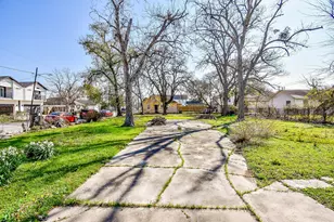 1212 Lockwood Dr, Houston, TX 77020 - Photo 9