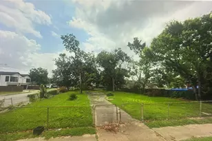 1212 Lockwood Dr, Houston, TX 77020 - Photo 21