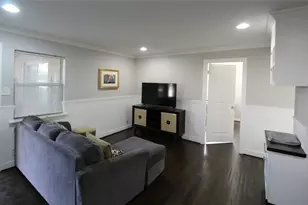 4719 Oakshire Dr, Houston, TX 77027 - Photo 15