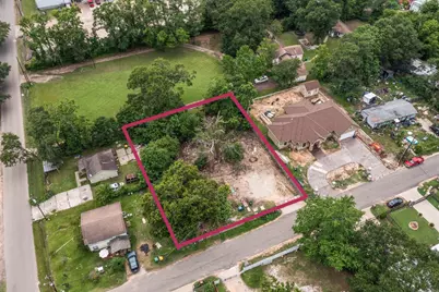 1615 Gilmore Street, Conroe, TX 77301 - Photo 7