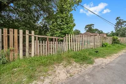 1615 Gilmore Street, Conroe, TX 77301 - Photo 5