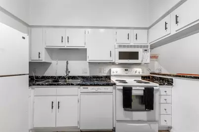 2100 Tanglewilde Street #614, Houston, TX 77063 - Photo 9