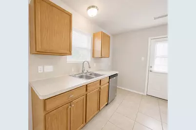 14942 Sunset Creek Drive, Humble, TX 77396 - Photo 7