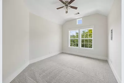 8558 Ridgepoint Drive, Houston, TX 77055 - Photo 29