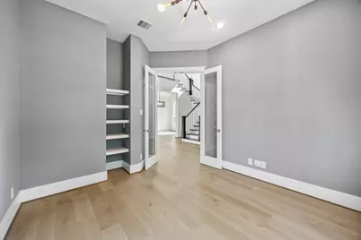 8558 Ridgepoint Drive, Houston, TX 77055 - Photo 15