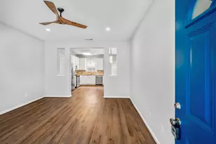 323 Plaza Del Sol Park, Houston, TX 77020 - Photo 3