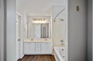 323 Plaza Del Sol Park, Houston, TX 77020 - Photo 19