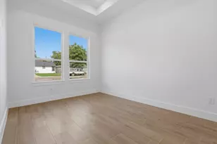 2006 Vince St, Pasadena, TX 77502 - Photo 5