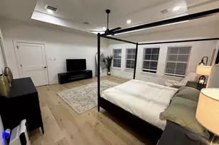 1813 Lewis St, Houston, TX 77009 - Photo 9