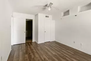 2826 S Bartell Dr, Houston, TX 77054 - Photo 3