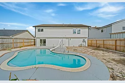 713 Sugar Hill Drive, La Porte, TX 77571 - Photo 3