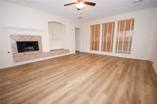 310 Watercrest Harbor Ln, League City, TX 77573 - Photo 3