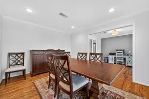 9327 Meadowcroft Dr, Houston, TX 77063 - Photo 7