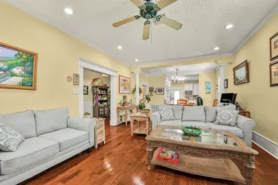 3017 Bernardo De Galvez Avenue, Galveston, TX 77550 - Photo 5
