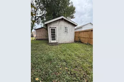 64 Neyland Street, Houston, TX 77022 - Photo 25