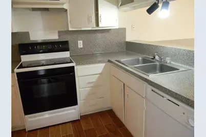 9200 West Bellfort Street #48, Houston, TX 77031 - Photo 13