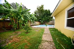 6609 Scribner Rd, Houston, TX 77074 - Photo 5