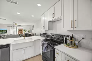 11000 Kinghurst Dr, Houston, TX 77099 - Photo 3