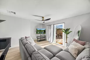 11000 Kinghurst Dr, Houston, TX 77099 - Photo 7