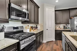 7451 Bethpage Ln, Spring, TX 77389 - Photo 7
