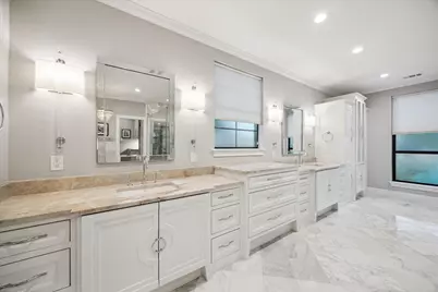 4 W Shady Lane, Houston, TX 77063 - Photo 23