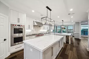 4 W Shady Ln, Houston, TX 77063 - Photo 13