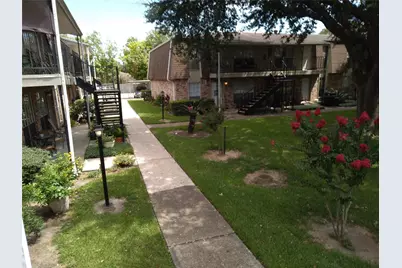 5252 Twin City Highway #387, Groves, TX 77619 - Photo 9