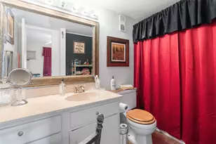 5807 Beverlyhill St, Houston, TX 77057 - Photo 17