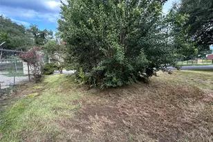 715 N Reid St, Woodville, TX 75979 - Photo 23