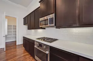 2058 Fannin Station N, Houston, TX 77045 - Photo 9