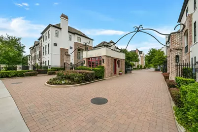 2058 Fannin Station N, Houston, TX 77045 - Photo 25