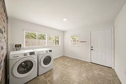 6711 Pickett Drive, Richmond, TX 77469 - Photo 13