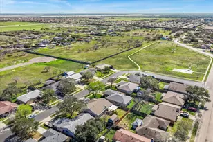 1749 Dawn Breeze Dr, Corpus Christi, TX 78412 - Photo 37