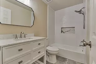 111 N Villa Oaks Dr, The Woodlands, TX 77382 - Photo 31