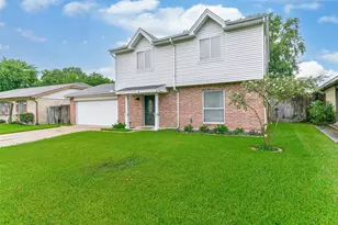 207 Woodvale Dr, League City, TX 77573 - Photo 3