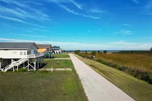 131 Pieces of 8, Freeport, TX 77541 - Photo 29