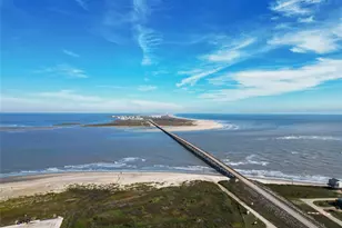 131 Pieces of 8, Freeport, TX 77541 - Photo 27