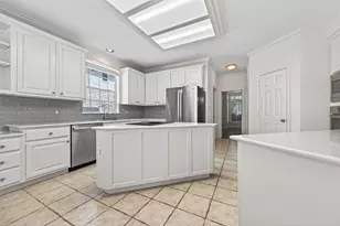 22010 Treesdale Ln, Katy, TX 77450 - Photo 15