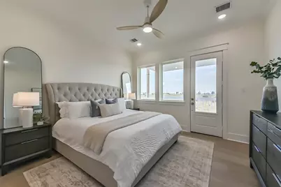4011 Miramar Court, Galveston, TX 77554 - Photo 3