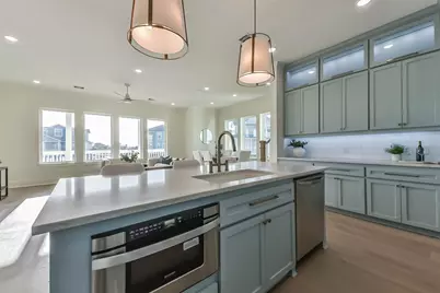 4011 Miramar Court, Galveston, TX 77554 - Photo 13