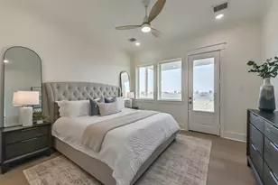 4011 Miramar Ct, Galveston, TX 77554 - Photo 3