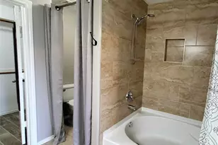 2734 Trinity Glen Ln, Houston, TX 77047 - Photo 15