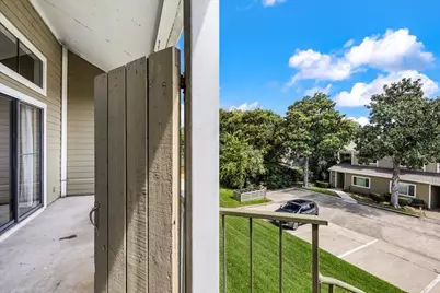 154 April Point Drive S, Conroe, TX 77356 - Photo 19