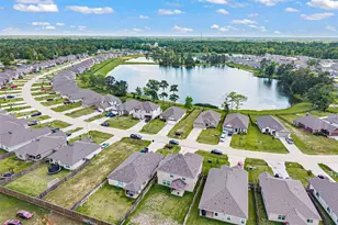 383 Shoreview Dr, Conroe, TX 77303 - Photo 41