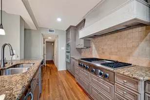 473 N Post Oak Ln, Houston, TX 77024 - Photo 21