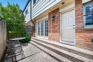 473 N Post Oak Ln, Houston, TX 77024 - Photo 45